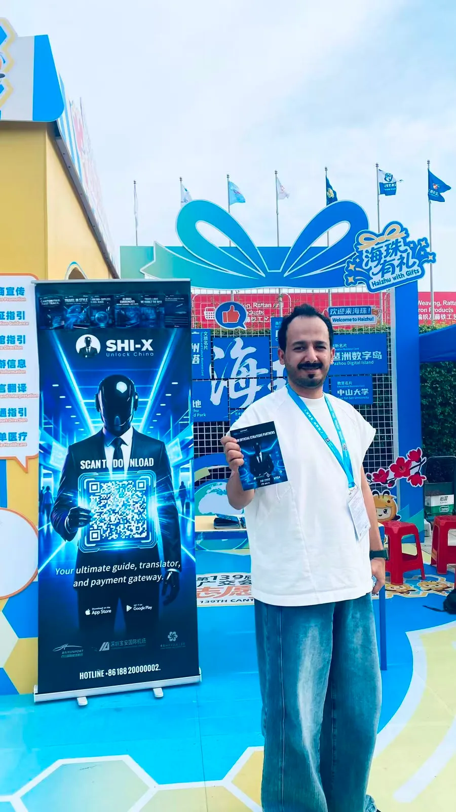 A visitor presenting materials at Canton Fair